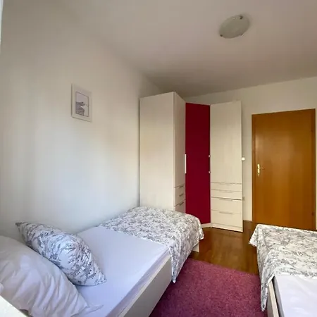 Apartamento Beneta With Garage *